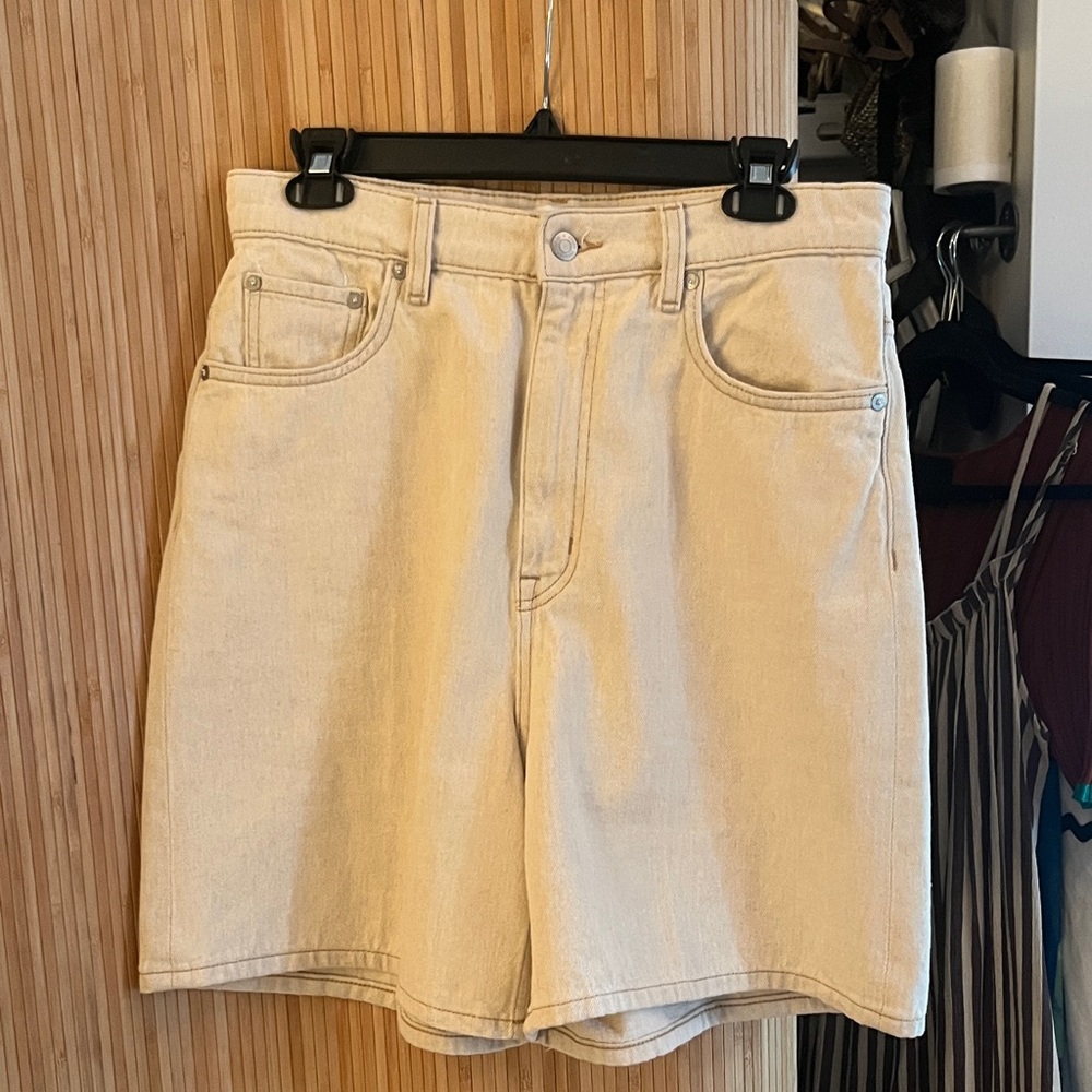& Other Stories Cream Jean Shorts